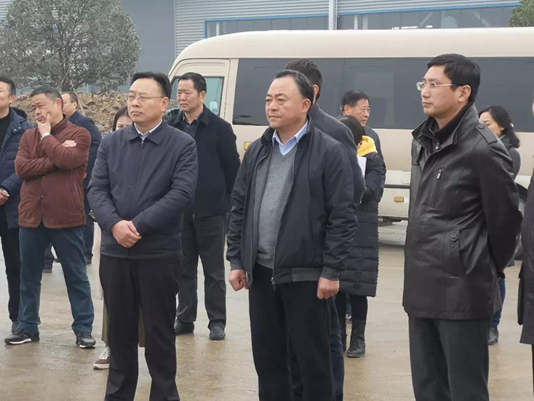 隨州市委、市人大代表團(tuán)蒞臨程力集團(tuán)商用車產(chǎn)業(yè)園視察
